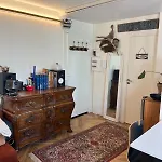 Cozy And Lively Apartment With Balcony